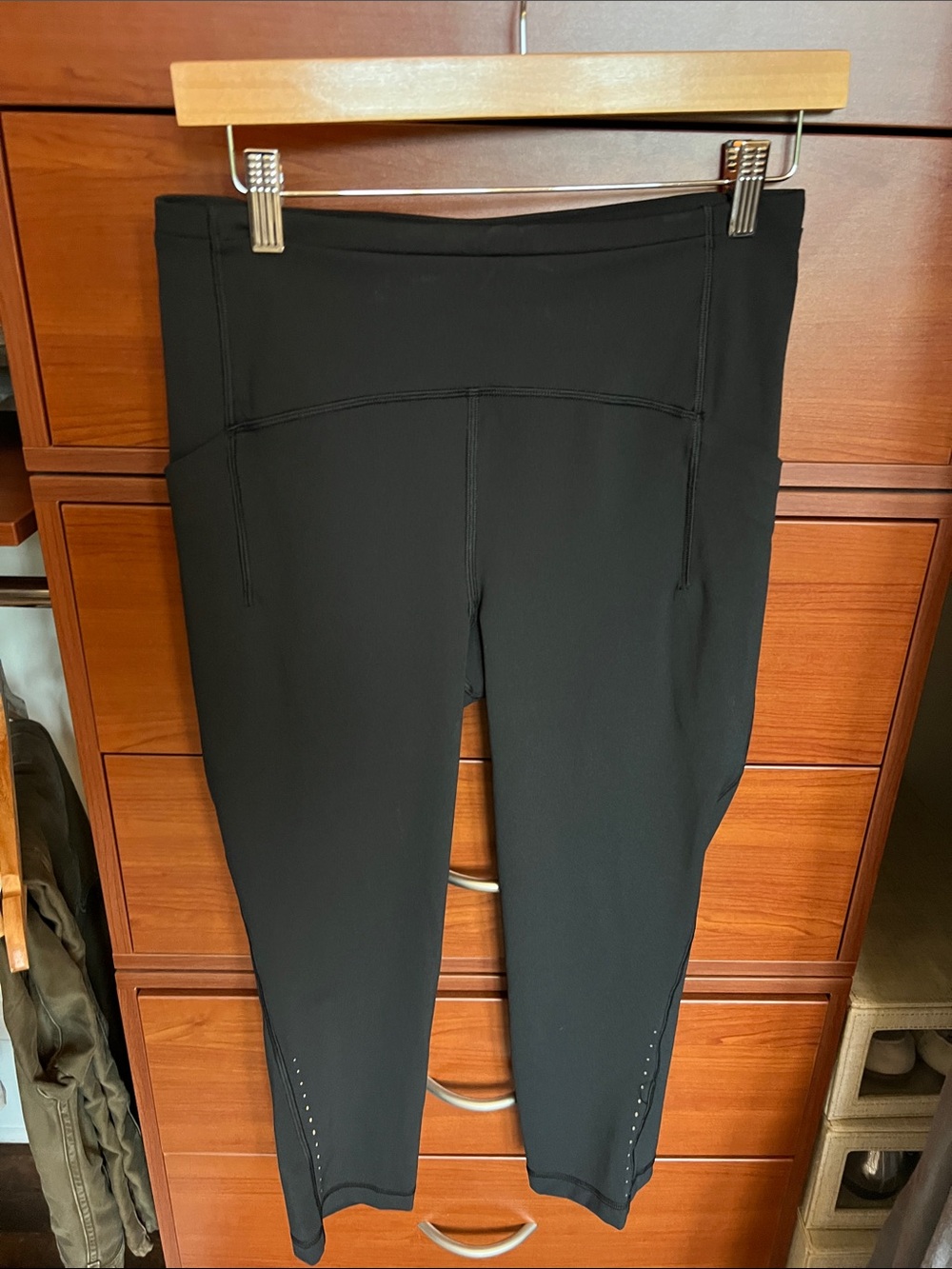 Lululemon Swift Speed HR Crop 21" BLK 8